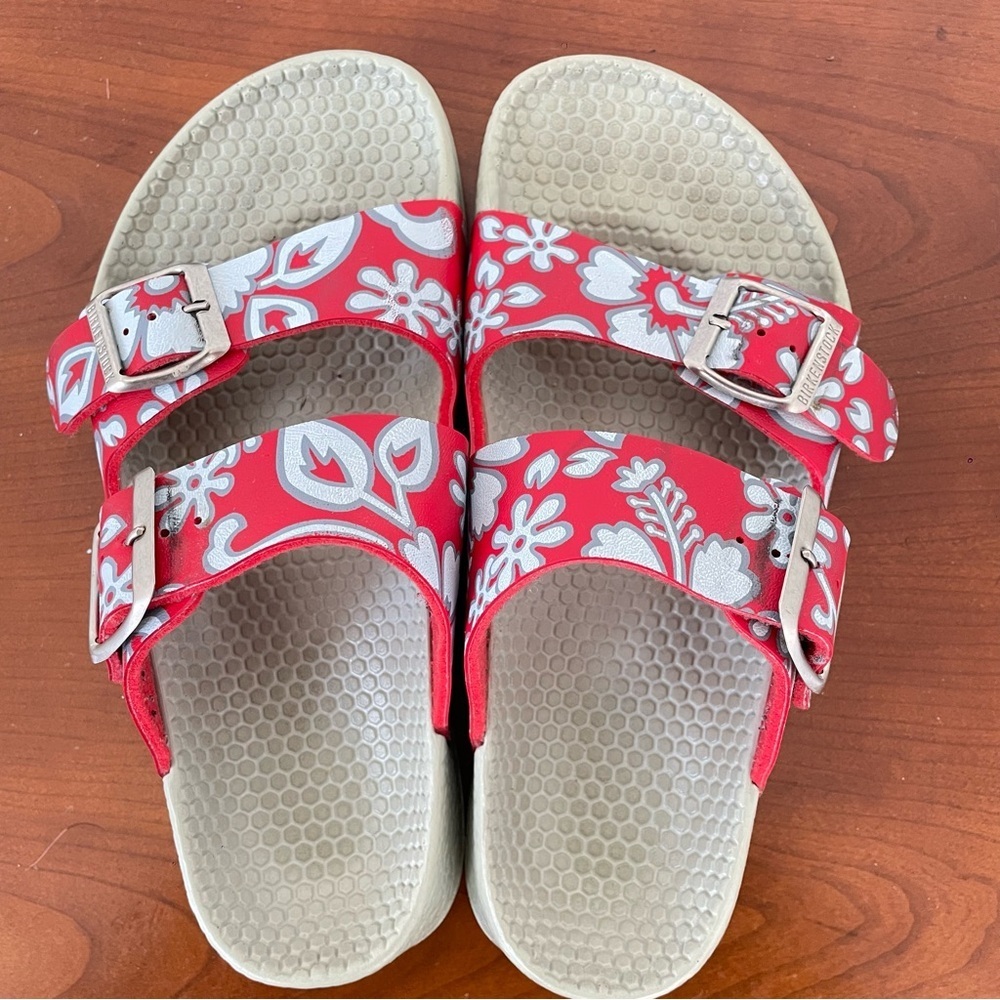 Birkenstock Birki’s Women’s Floral Arizona Strap Sandals | EU 35